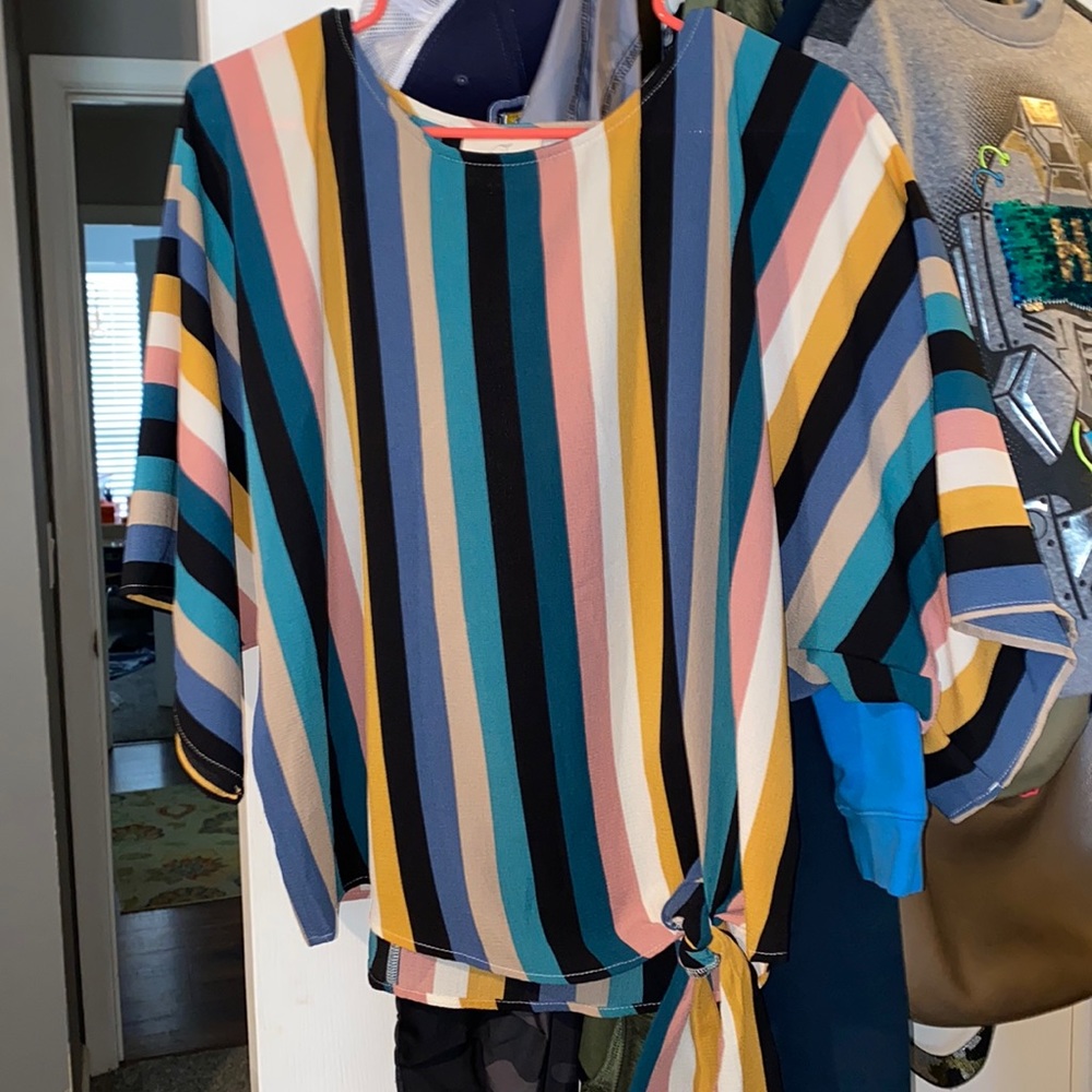 Boutique top - never worn